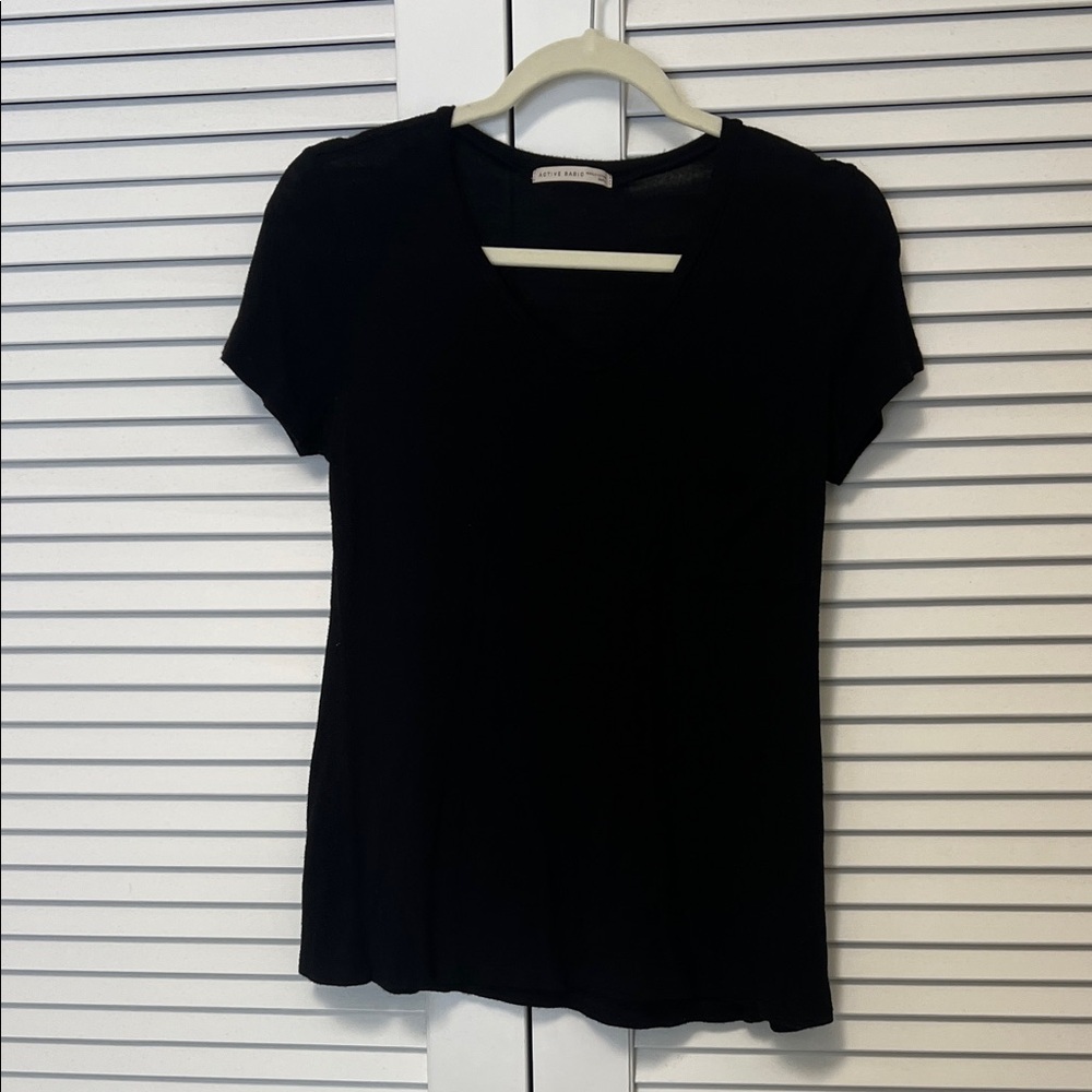 Active Short Sleeve V-Neck Pocket Tee